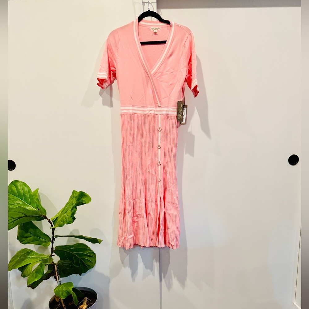Eva Mendes maxi dress New with tags
Size Medium